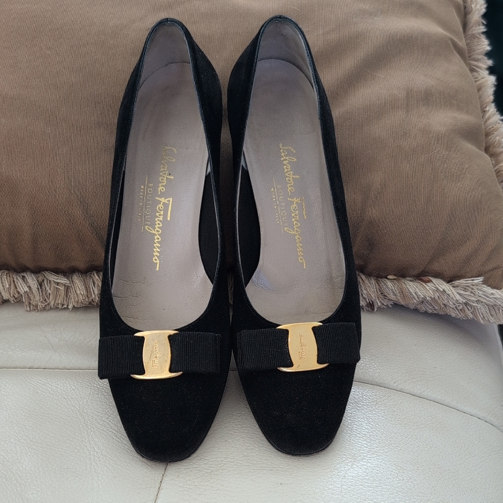 Salvatore Ferragamo Black Suede Vara Bow Low Heeled Pumps with Gold Accent